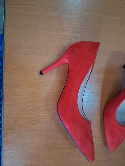 Pantofi eleganti roșii catifea