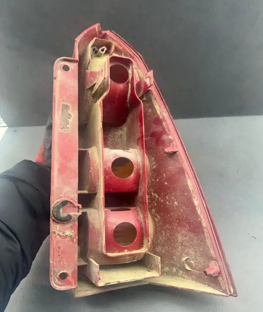 Lampa / Tripla stop stanga pe aripa Ford Focus 2001 1.6 MT (101 hp)