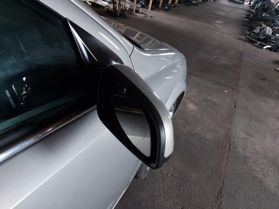 Oglinda oglinzi stanga dreapta opel astra h cod culoare z167