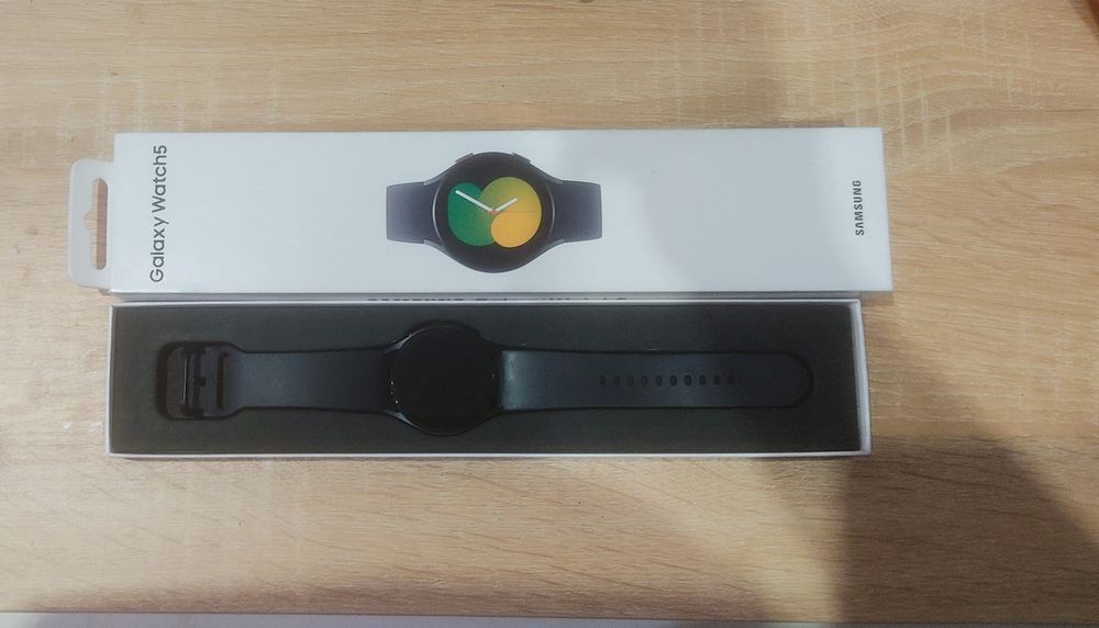 Смарт часы Samsung galaxy watch 5
