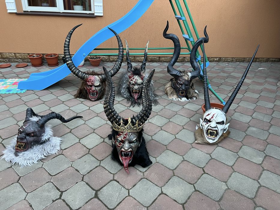 Masti Krampus  -costume blana naturala