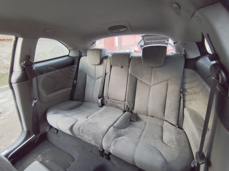 Алкантара седалки / салон за Alfa Romeo GT