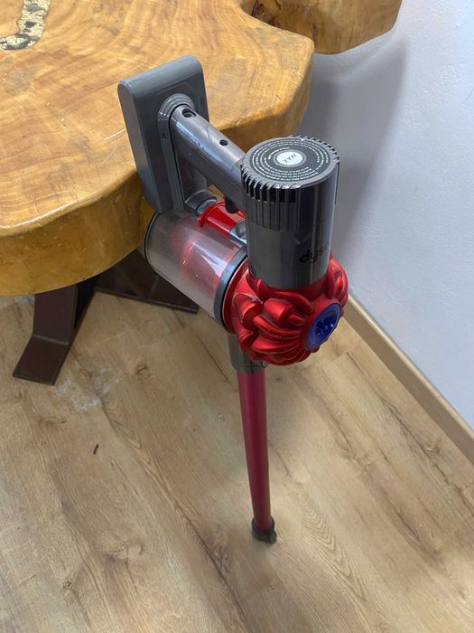 aspirator dyson v6