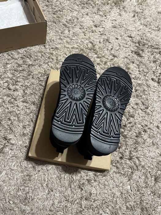 UGG Mini II Chestnut black