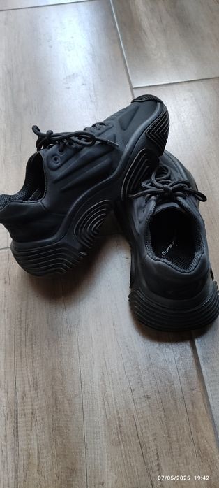 Alexander Wang 
Alexander Wang в колаборация с Adidas
Номер 36,5