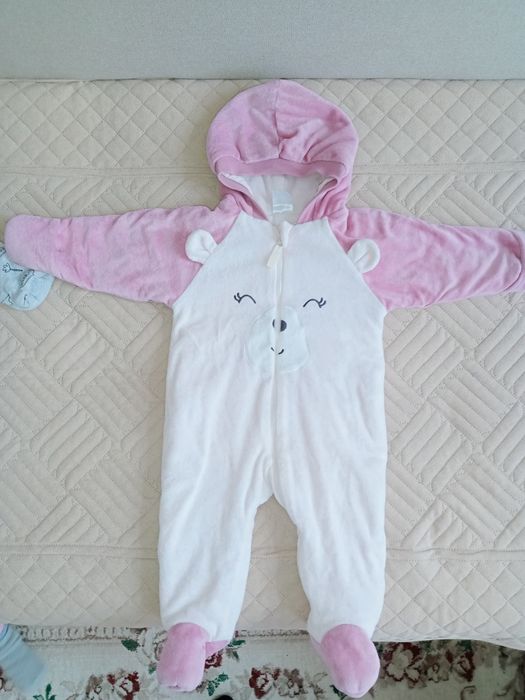 Комбинезоны на весну .0-6мес