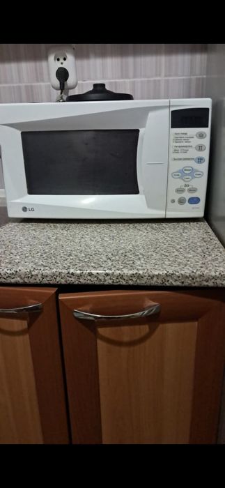 Микроволновка в хорошем состояний