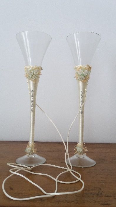 продавам сватбени чаши