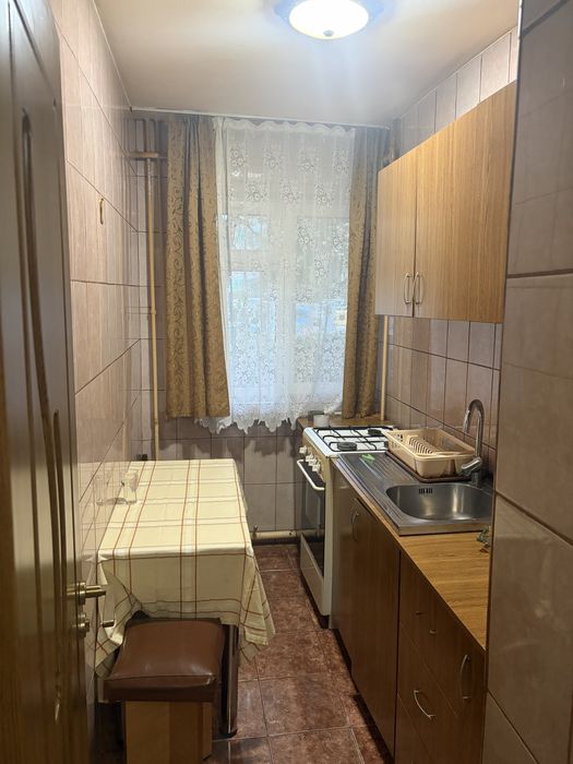 Apartament 3 camere parter Cv Noua