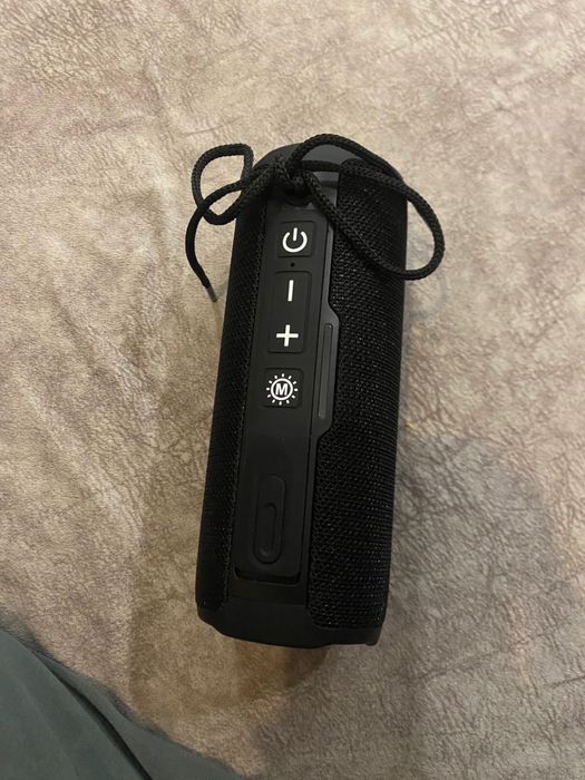 Колонка очень хорошая срочно продается !!!