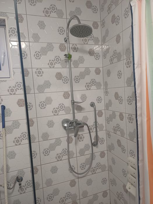 Casă renovată recent 142 mp + 500 mp teren – Strada Careiului