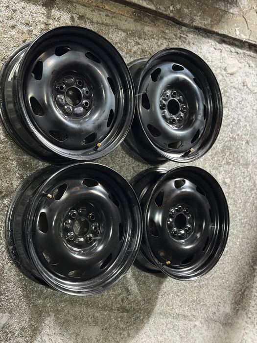 Продам железные диски Лада Р15