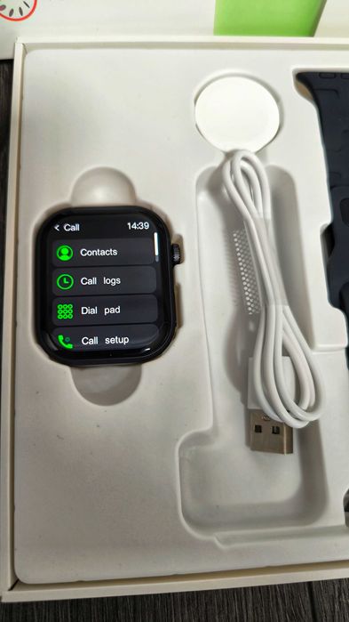 Смарт часовник уникален с много екстри