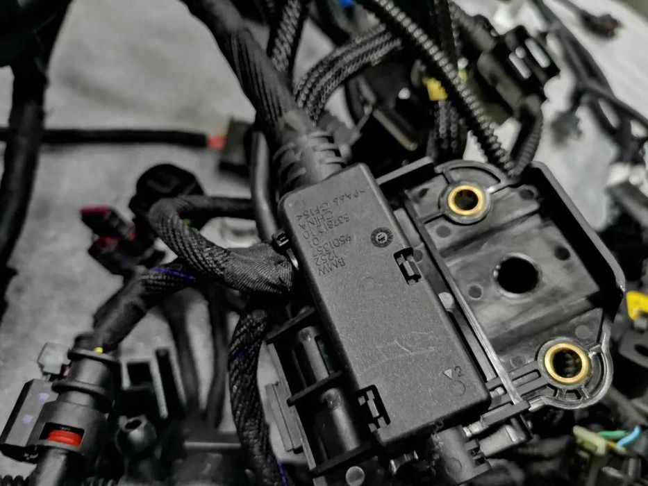 Ново К-т Кабели за Двигател S63B44B BMW M5 F90 M8 9501010