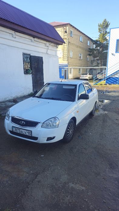 Продам 2ую приору 2014,1 хоз