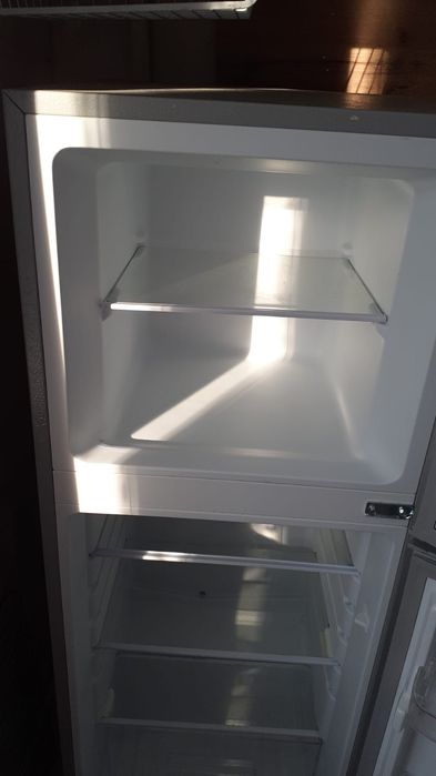 Продам холодильник Leadbros HD-142S