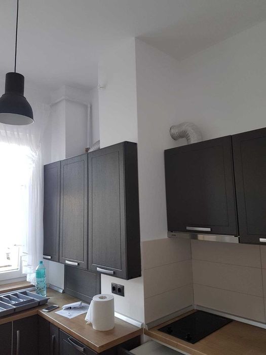 Inchiriez apartament Piata Unirii/Nicolae Balcescu Farmacia 24