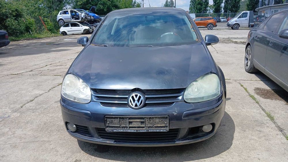Dezmembrez VW GOLF 5 - 1.6 FSI Din 2008 - BLF