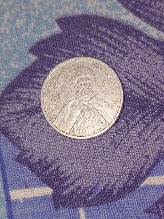 Vind moneda de 1000 lei (pret 400  lei)