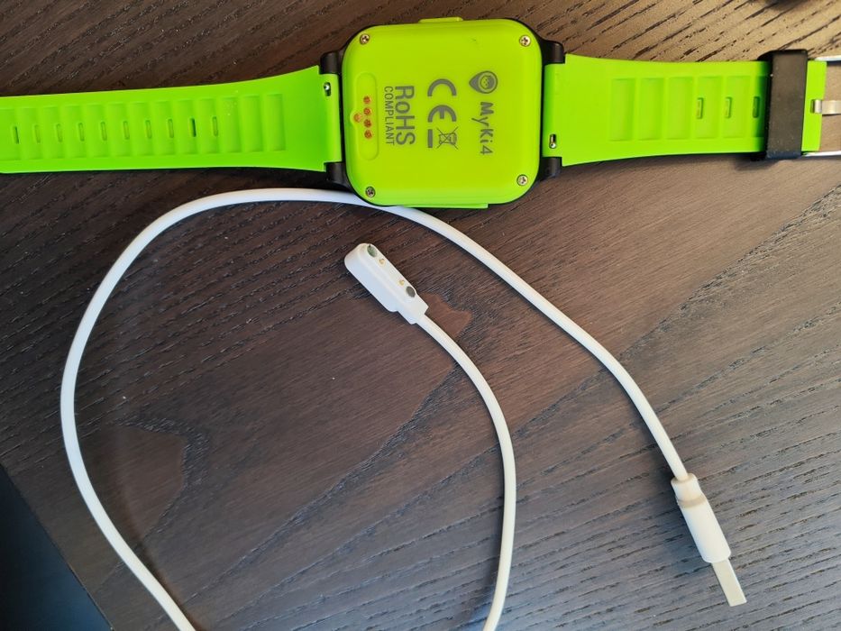Часовник MyKi 4.