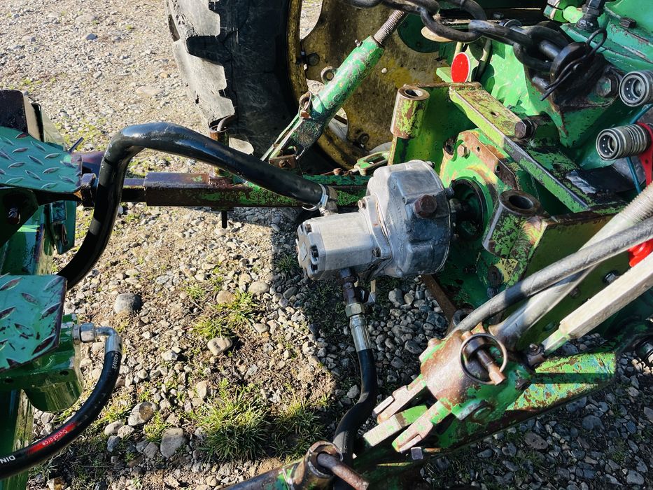 Brat excavator, escavator pentru tractor cu cupa, gheare gunoi, pompa