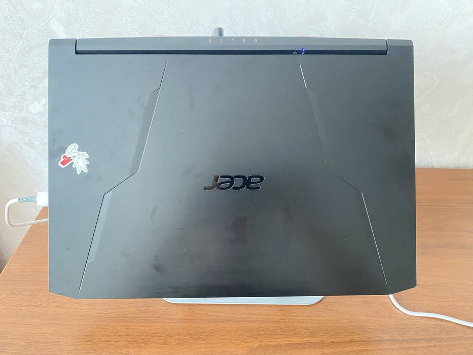 Notebook Acer Nitro 5 и игровой комплект