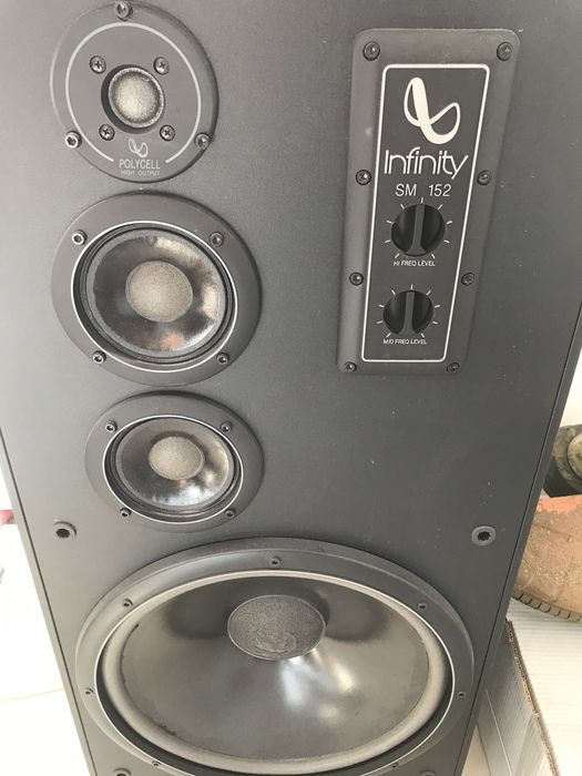Infinity SM 152  (300w-8 ohm)