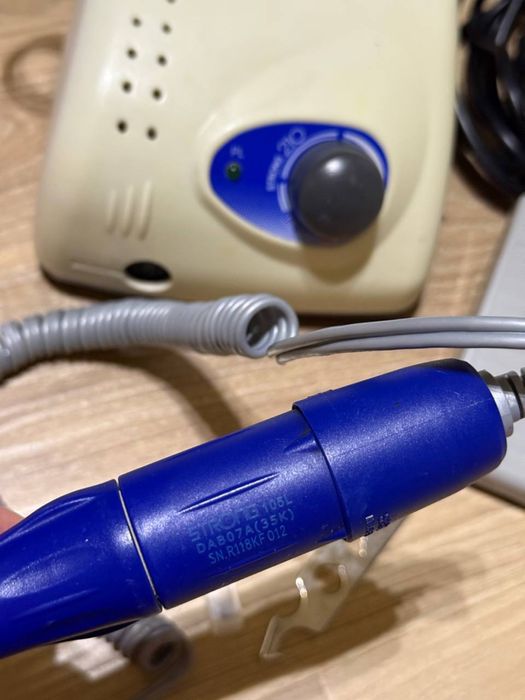 Маникюрный аппарат strong210