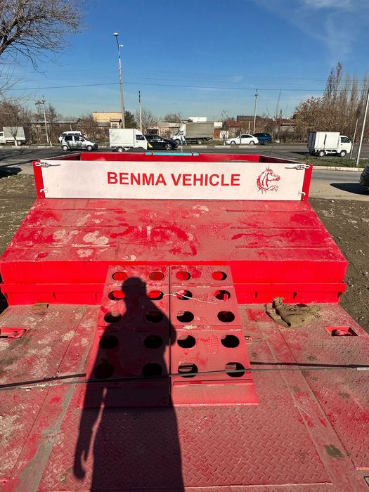 Trailer sotuvda 4 most