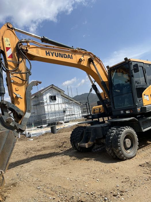 Ekskavator Hundai 145 sotiladi
