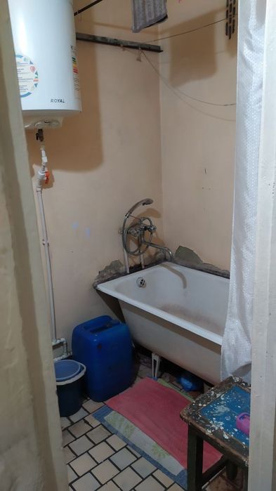 Сотилади 1 хонали уй