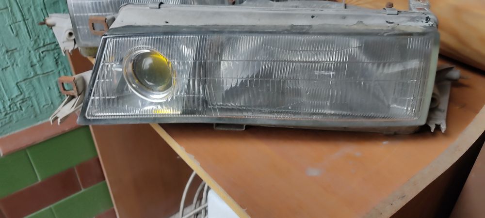 Фары на TOYOTA KRESTA 88-91 г