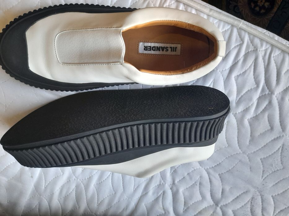 Женская обувь. 2 вида