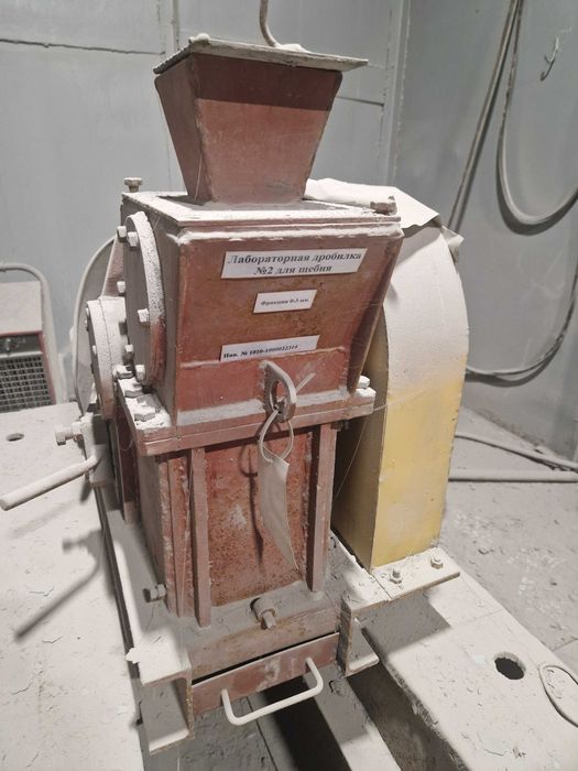 Дробилка щековая ДЛЩ-80Х150