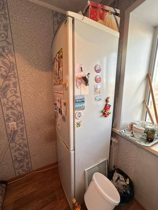 Холодильник Б/у бесплатно