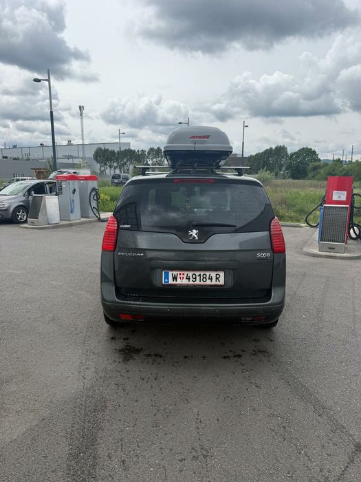 PEUGEOT 5008 2010 — imagine 4