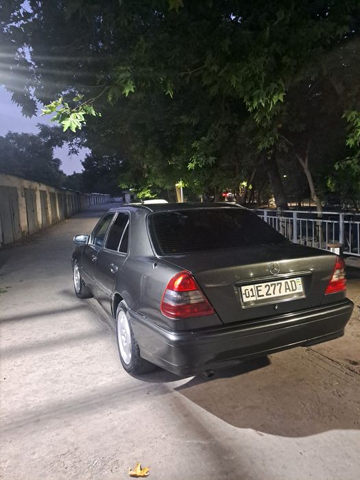Продам Машину Mercedes w202  Год 1993
