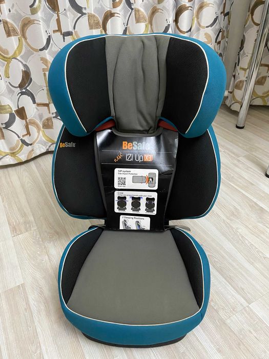 Детское автокресло