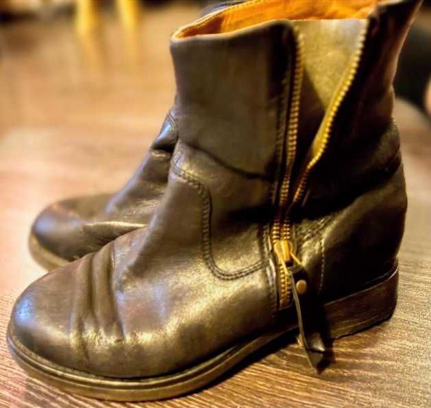 Cizme Chelsea Napapijri din piele naturală, negre, mărimea 40