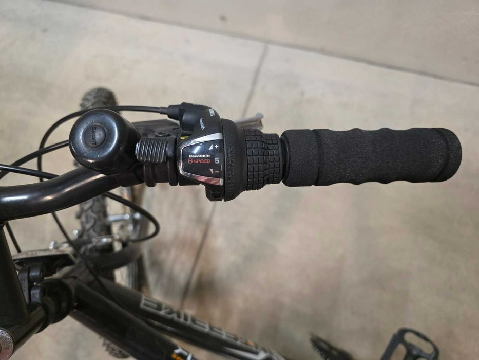 2 броя велосипеди в перфектно състояние, марка INTERBIKE, 26 цола алуминиеви двуслойни капли