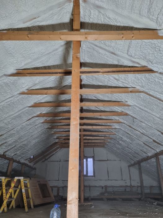 Izolatie Termica cu Spuma Poliuretanica 30 RON