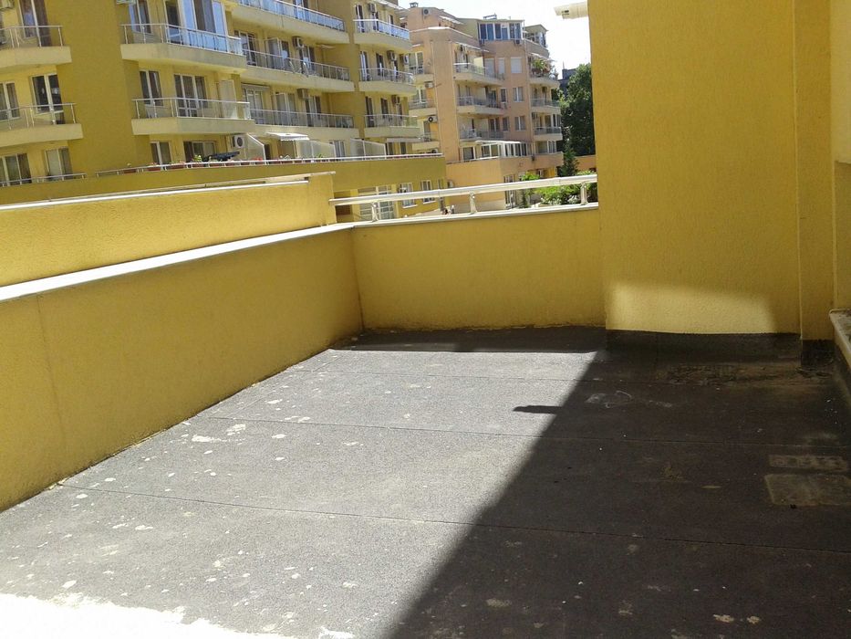 Дава се под наем Двустаен апартамент в Варна, Трошево - 50 кв.м за 378.93 € - Снимка #2