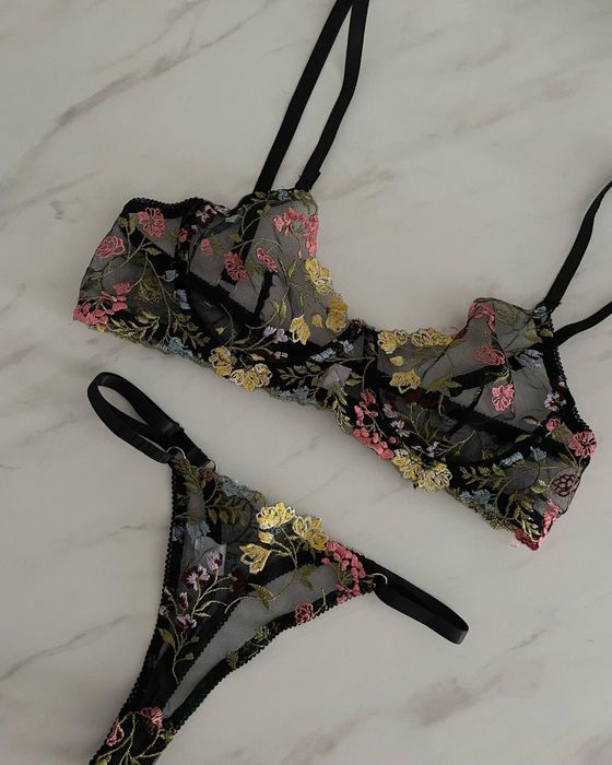 Нижнее белье кружевное