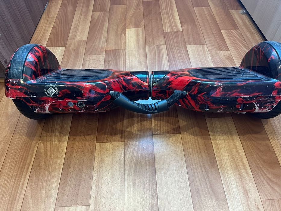 Гироскутер красно-чёрный