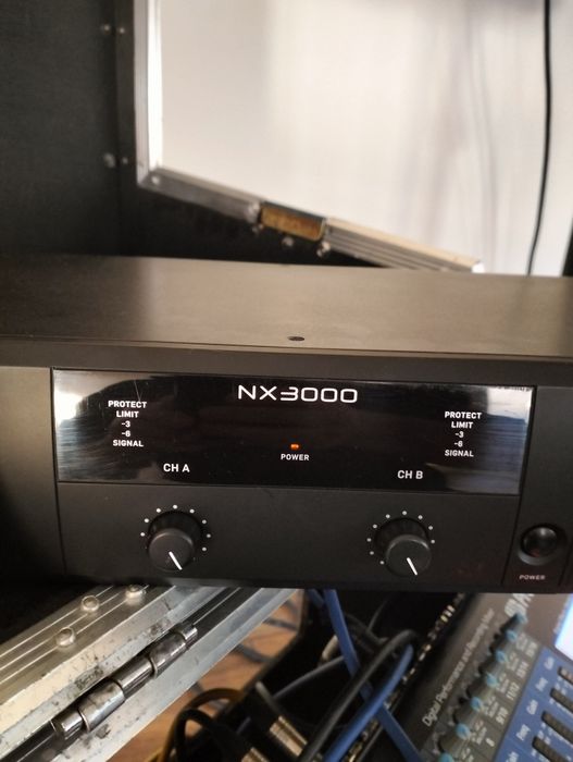 Mixer audio presonus Behringer nx 3000schimb cu telefon
