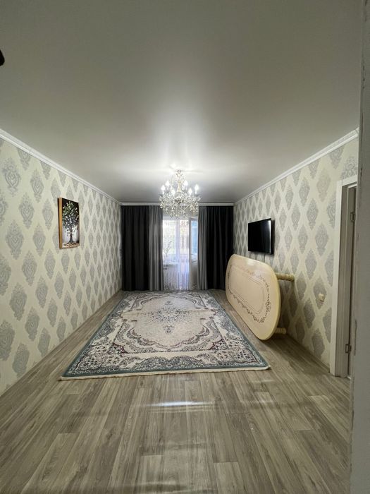 Продам 2 х кв 5/5 эт 60 м2 1977 г