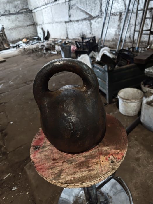 Продам гирю 32 кг