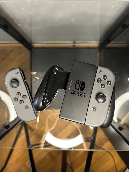 Nintendo Switch 1 + SD Card 128GB