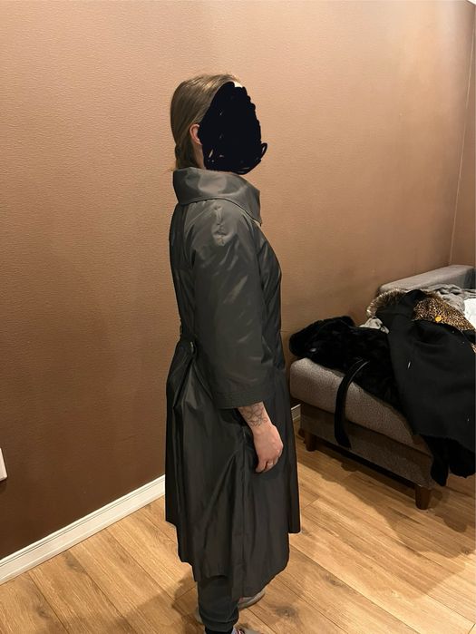 Продам плащ новый