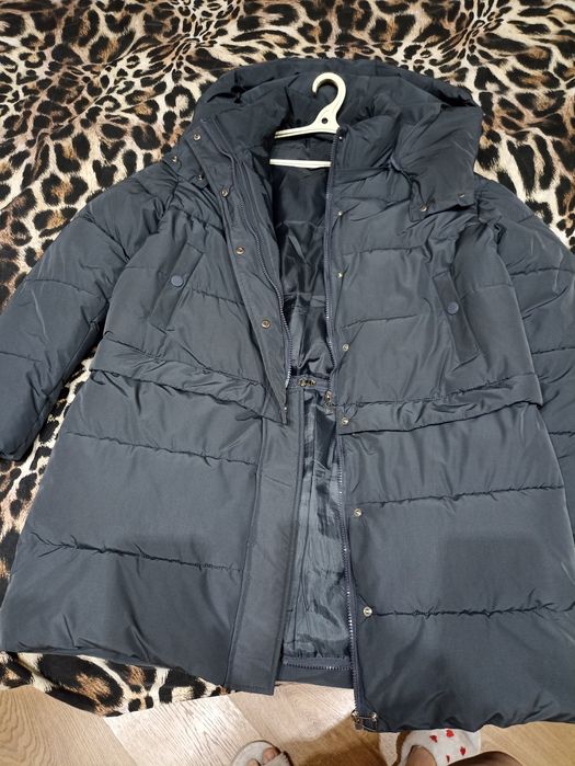 Отдам зимние куртки